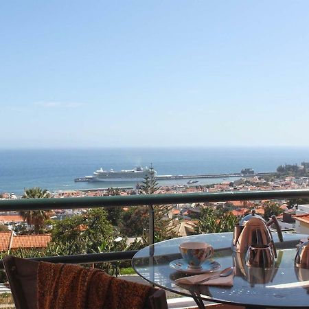 Stylish Apartment With Balcony And Amazing Views Over Funchal And The Sea 외부 사진